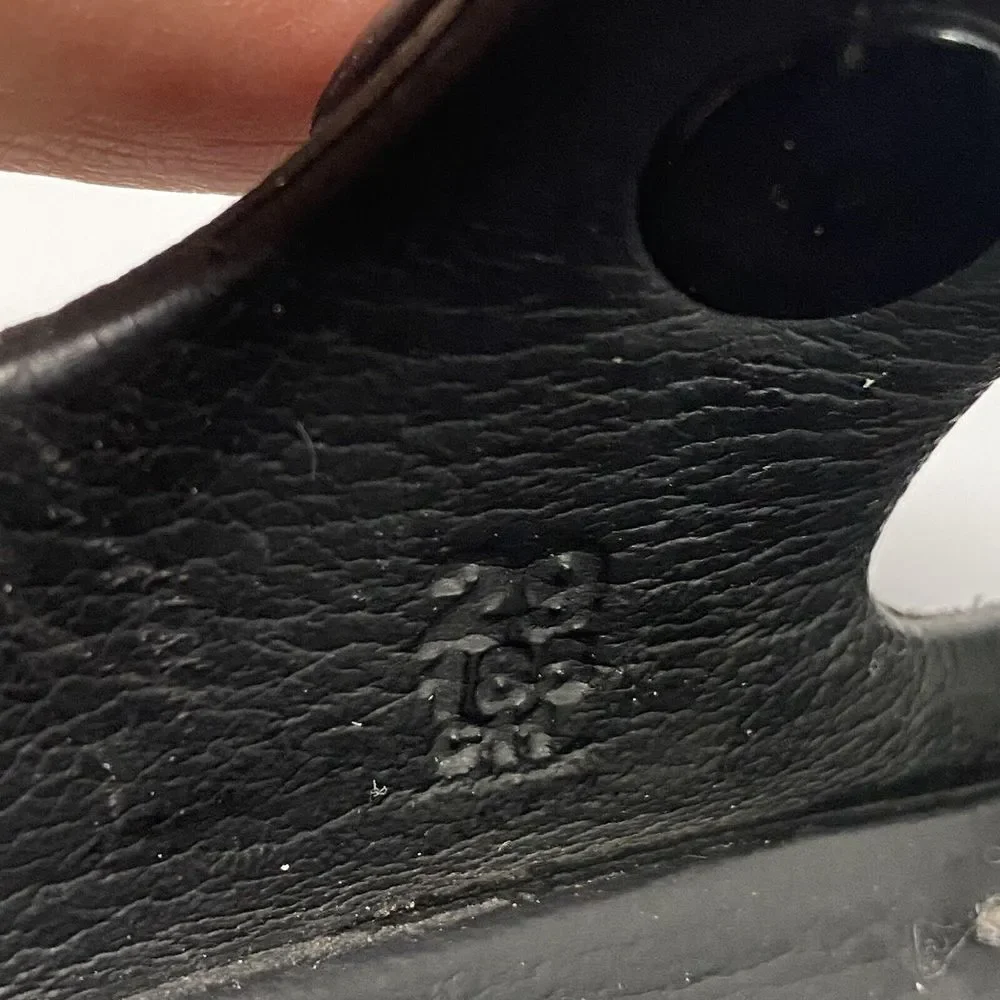 Birkenstock Milano‎ Eva Kids Black Rubber Slingback Sandals Size 28 US 10 - flaw